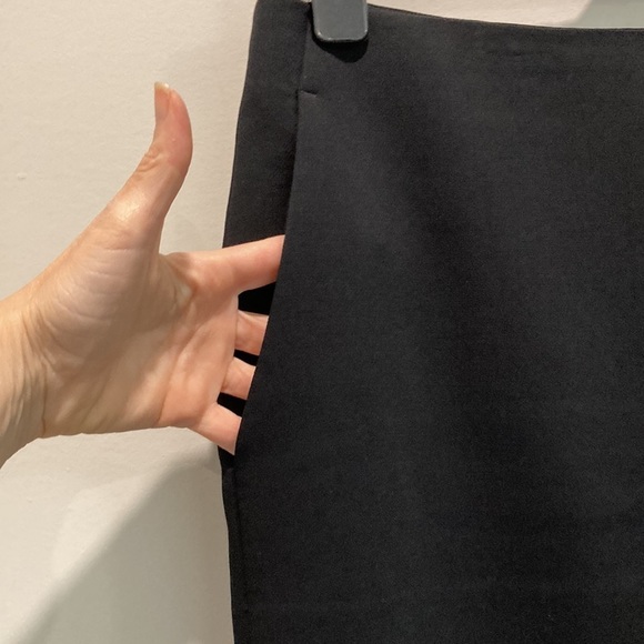 Aritzia Jax Black Slit Pencil Skirt 10 - Picture 7 of 11